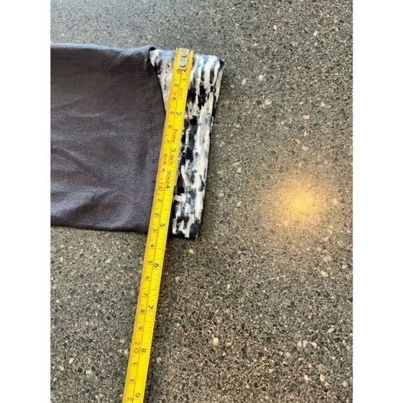 Champion and New Balance bundle - Picture 2 of 10